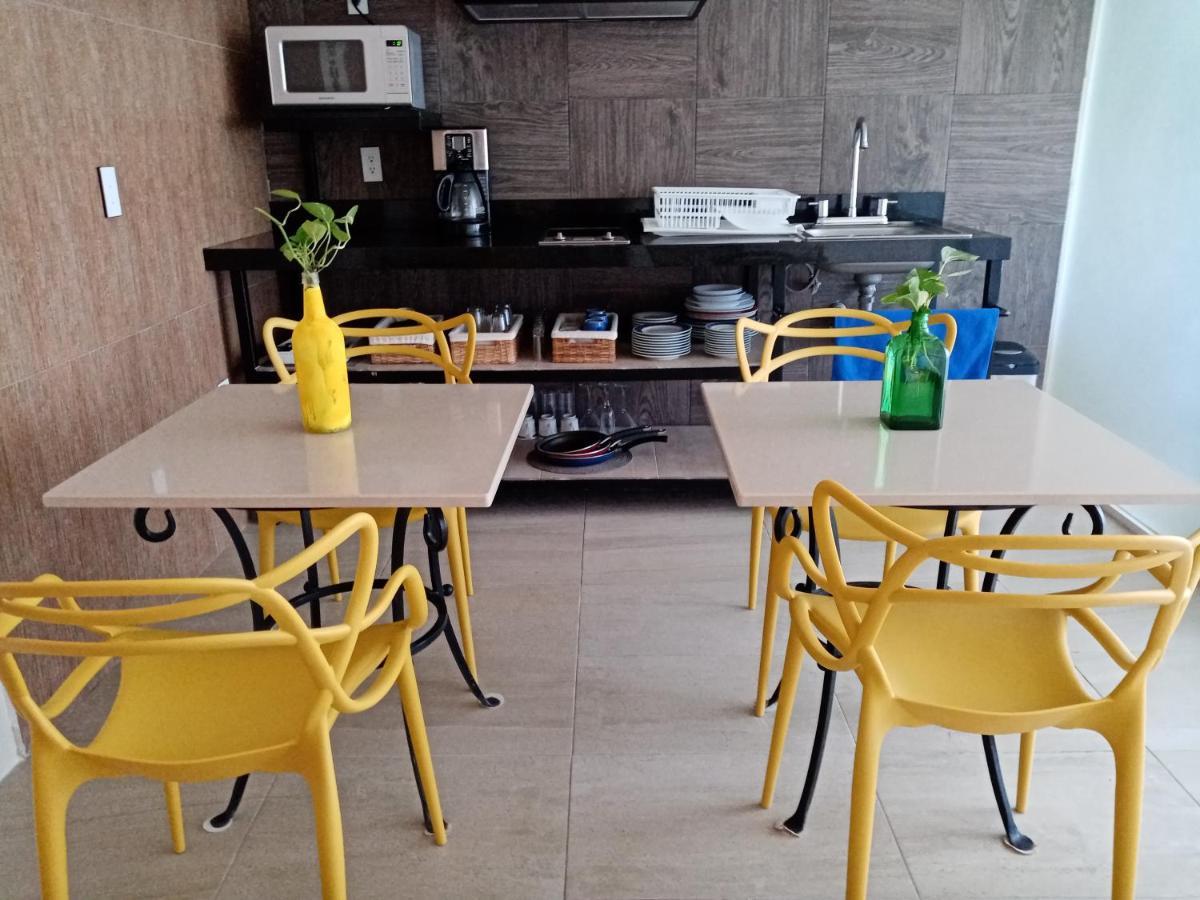 Brisas 10 Beachside Suites Cancun Bagian luar foto