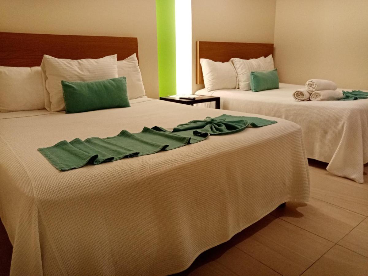 Brisas 10 Beachside Suites Cancun Bagian luar foto