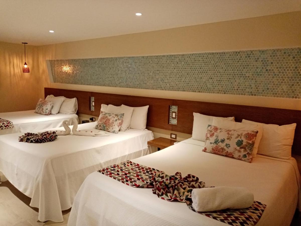 Brisas 10 Beachside Suites Cancun Bagian luar foto
