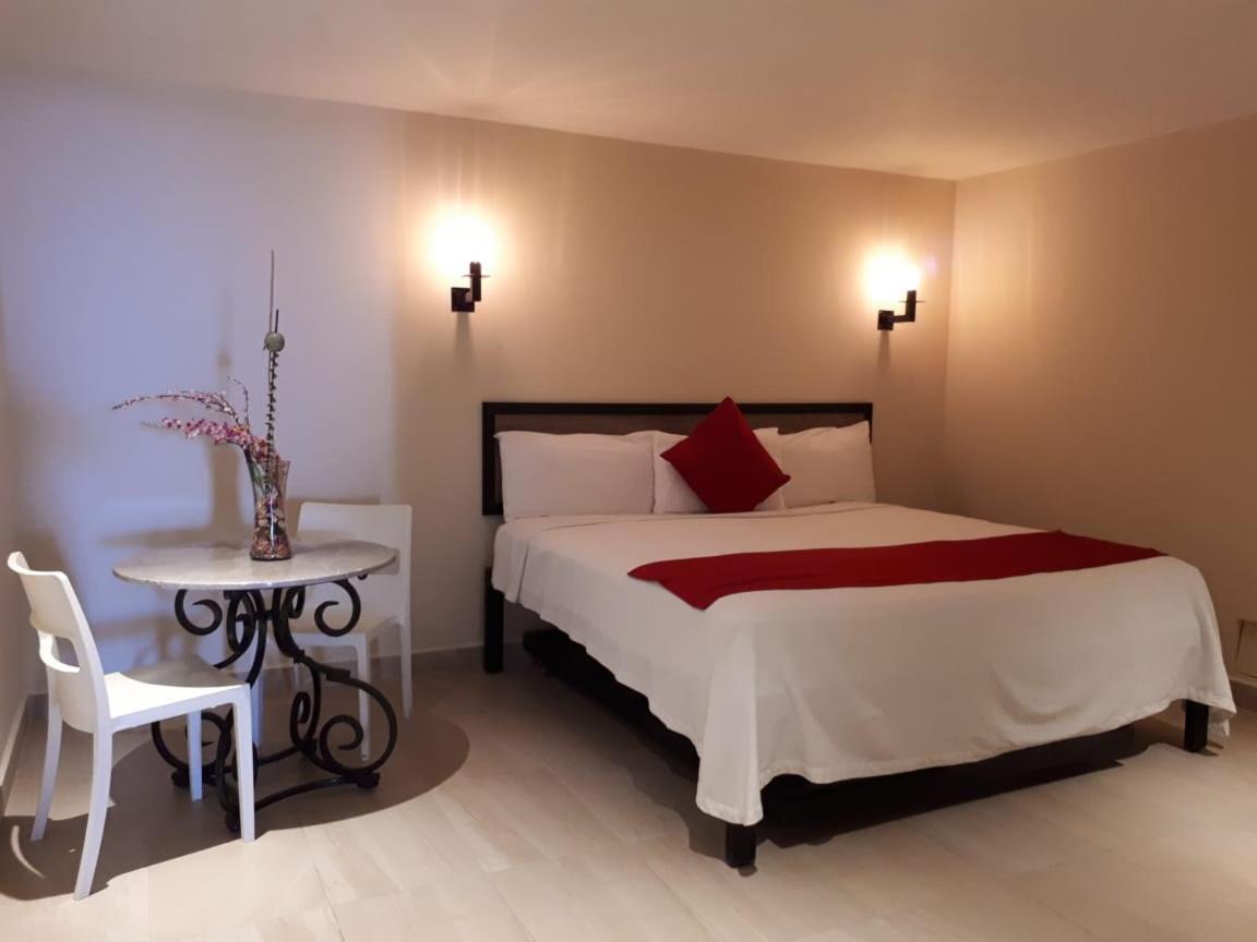 Brisas 10 Beachside Suites Cancun Bagian luar foto