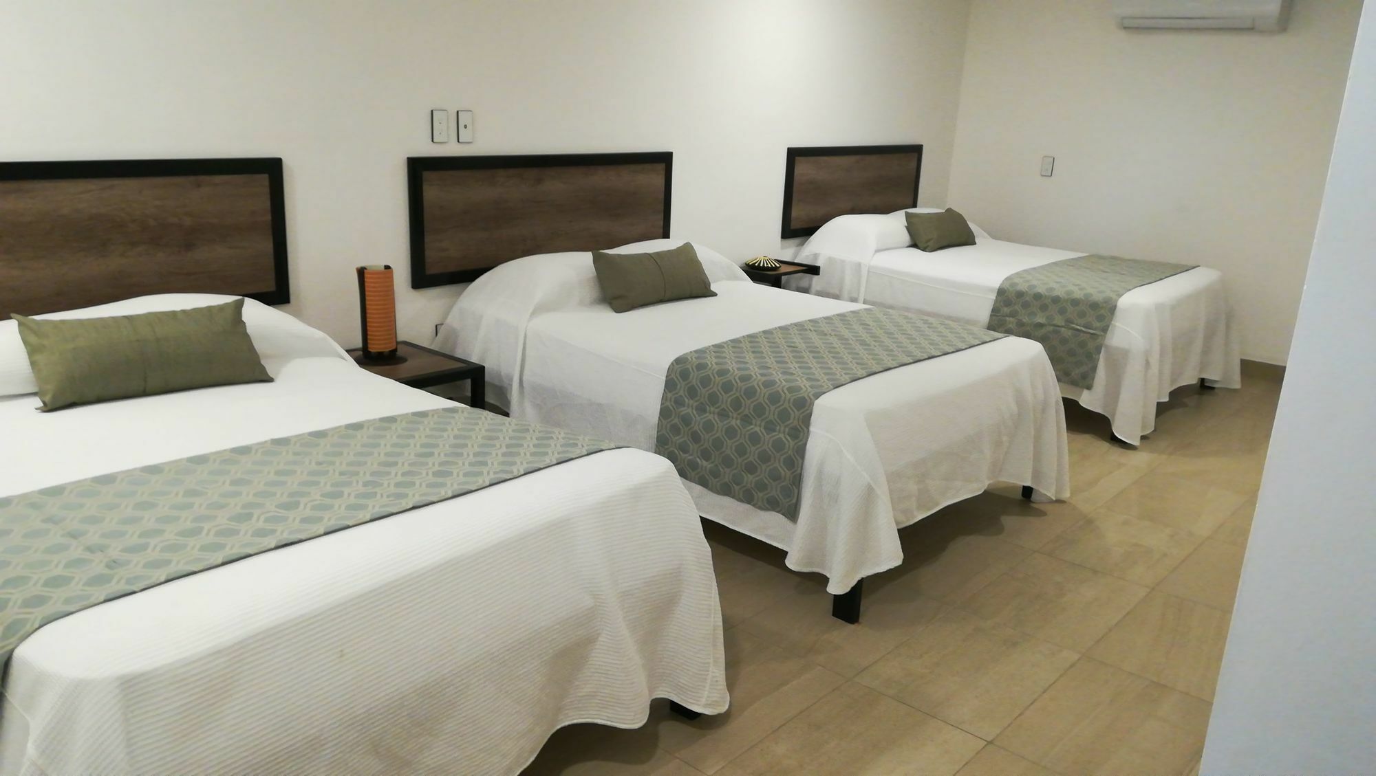 Brisas 10 Beachside Suites Cancun Bagian luar foto