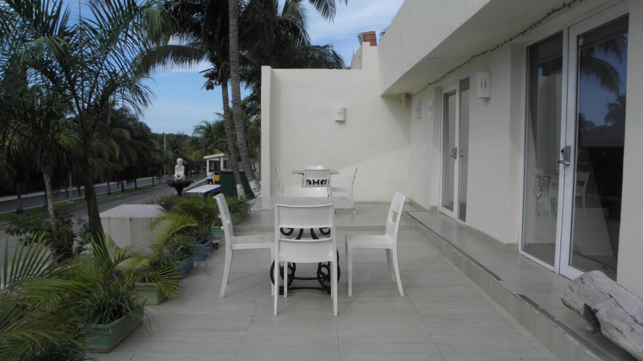 Brisas 10 Beachside Suites Cancun Bagian luar foto