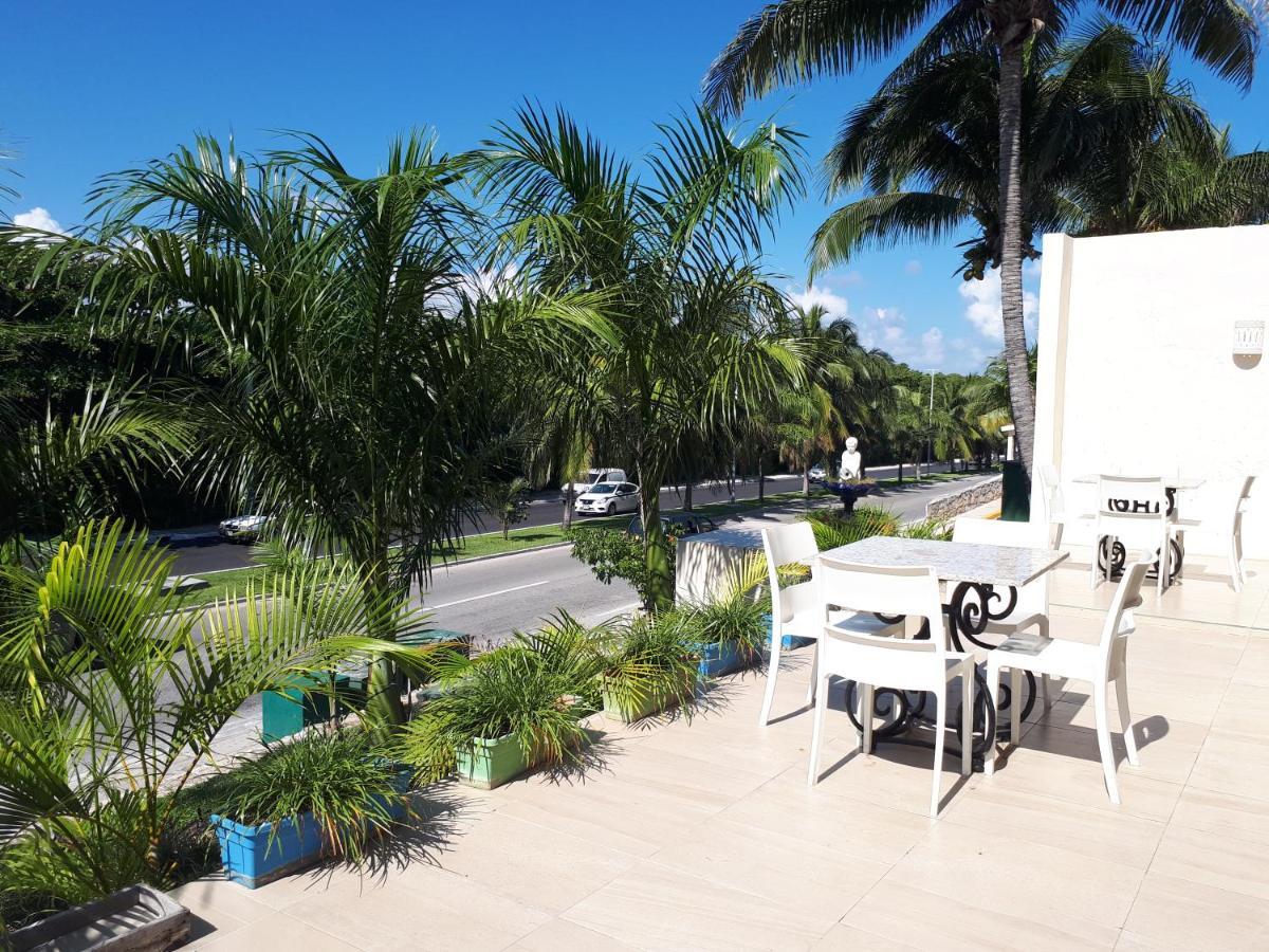 Brisas 10 Beachside Suites Cancun Bagian luar foto