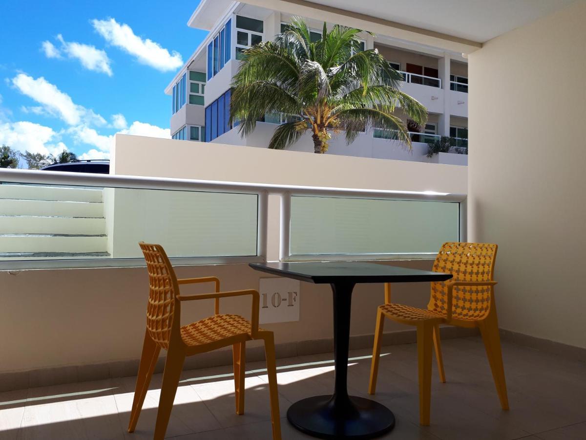 Brisas 10 Beachside Suites Cancun Bagian luar foto